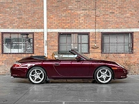 Porsche 911 cabriolet 996 carrera 3.6 320pk 2004 youngtimer - afbeelding 31 van  33