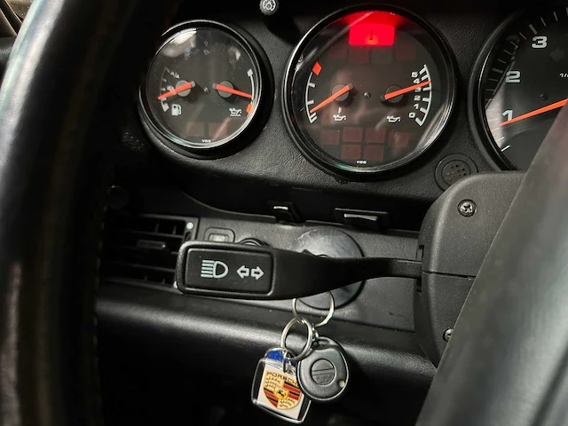 Porsche 911 cabriolet carrera 2 3.6 251pk 1991, rz-jb-30 - afbeelding 11 van  35
