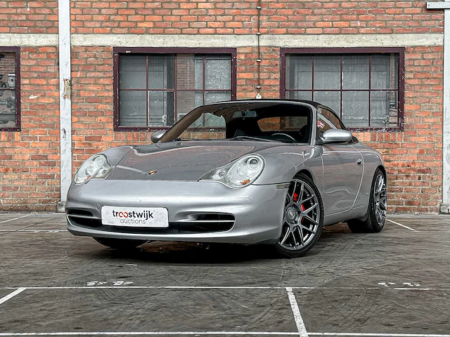 Porsche 911 cabriolet carrera 3.6 996 320p 2003 youngtimer handgeschakeld - afbeelding 1 van  40