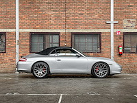 Porsche 911 cabriolet carrera 3.6 996 320p 2003 youngtimer handgeschakeld - afbeelding 2 van  40