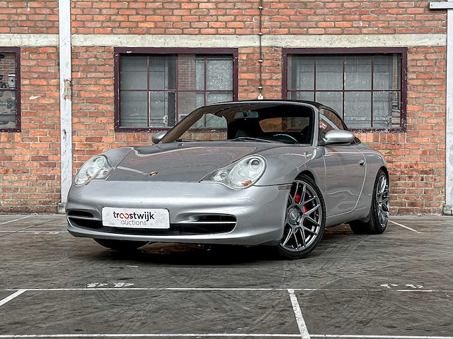 Porsche 911 cabriolet carrera 3.6 996 320p 2003 youngtimer handgeschakeld - afbeelding 1 van  40