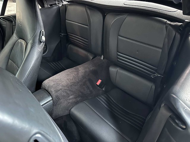 Porsche 911 cabriolet carrera 3.6 996 320p 2003 youngtimer handgeschakeld - afbeelding 26 van  40