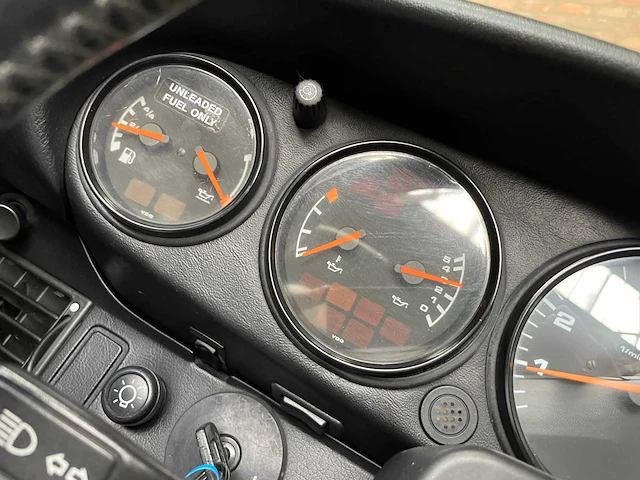 Porsche 911 carrera 2 964 cabriolet 1991 - afbeelding 27 van  54