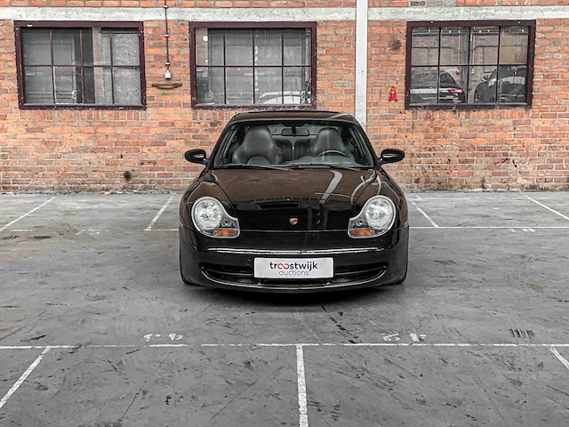 Porsche 911 carrera 2 996 300pk 1998 -manual- youngtimer - afbeelding 34 van  41