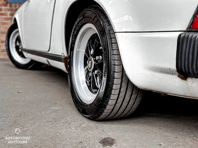 Porsche 911 carrera 207pk 1984 -youngtimer- - afbeelding 14 van  66