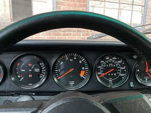 Porsche 911 carrera 207pk 1984 -youngtimer- - afbeelding 22 van  66