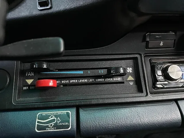 Porsche 911 carrera 207pk 1984 -youngtimer- - afbeelding 30 van  66