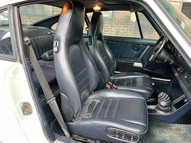 Porsche 911 carrera 207pk 1984 -youngtimer- - afbeelding 40 van  66