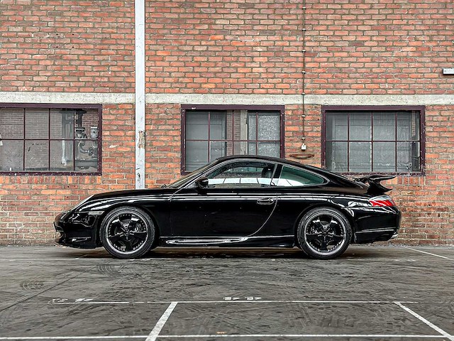Porsche 911 carrera 3.4 996 300pk 1999 youngtimer (69.000 km) - afbeelding 8 van  35