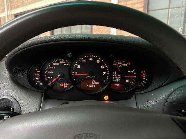 Porsche 911 carrera 3.4 996 300pk 1999 youngtimer (69.000 km) - afbeelding 16 van  35