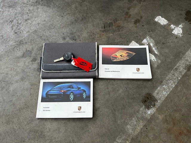 Porsche 911 carrera 3.4 996 300pk 1999 youngtimer (69.000 km) - afbeelding 29 van  35