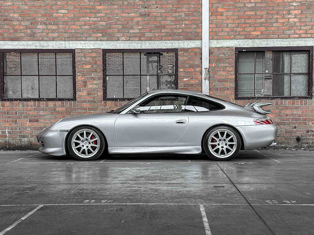 Porsche 911 carrera 3.4 996 gt3-look 300pk 1999 -youngtimer- - afbeelding 17 van  42