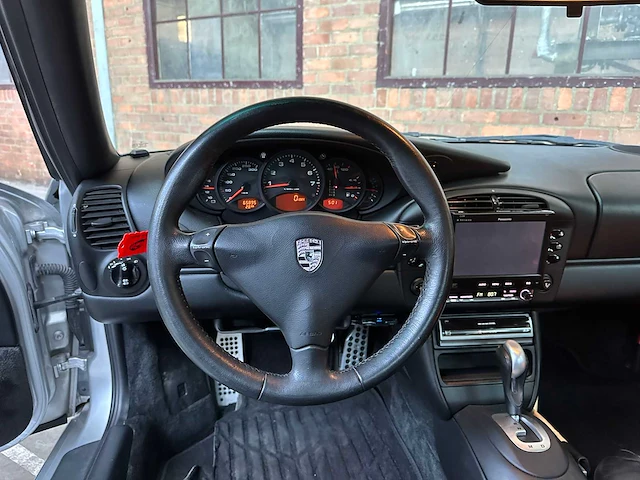Porsche 911 carrera 3.4 996 gt3-look 300pk 1999 -youngtimer- - afbeelding 20 van  42