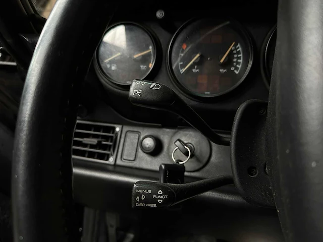 Porsche 911 carrera 3.6 993 285pk 1987 cabriolet - afbeelding 19 van  40