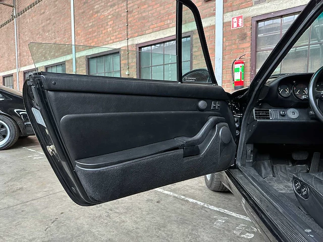 Porsche 911 carrera 3.6 993 285pk 1997 cabriolet - afbeelding 28 van  40