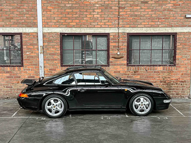 Porsche 911 carrera 4 993 coupe (manual) 272pk 1995 youngtimer - afbeelding 2 van  44