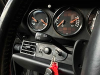 Porsche 911 carrera 4 993 coupe (manual) 272pk 1995 youngtimer - afbeelding 19 van  44