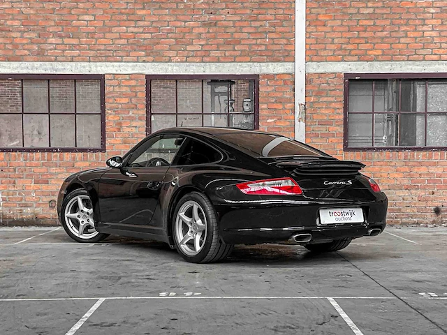 Porsche 911 carrera 4 997 coupé 3.6 325pk 2007 youngtimer - afbeelding 15 van  41