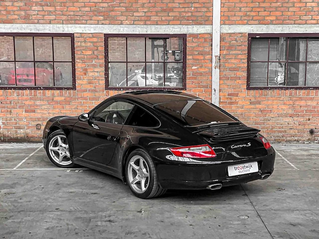 Porsche 911 carrera 4 997 coupé 3.6 325pk 2007 youngtimer - afbeelding 16 van  41