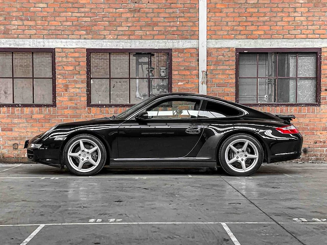 Porsche 911 carrera 4 997 coupé 3.6 325pk 2007 youngtimer - afbeelding 17 van  41