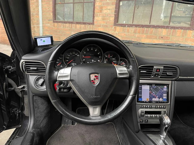 Porsche 911 carrera 4 997 coupé 3.6 325pk 2007 youngtimer - afbeelding 20 van  41