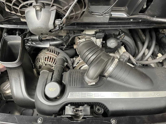 Porsche 911 carrera 4 997 coupé 3.6 325pk 2007 youngtimer - afbeelding 34 van  41