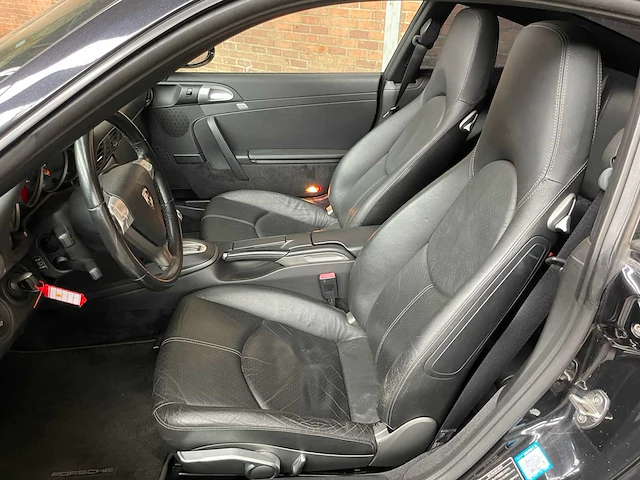 Porsche 911 carrera 4 997 coupé 3.6 325pk 2007 youngtimer - afbeelding 36 van  41