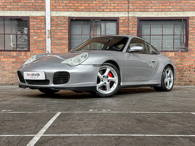 Porsche 911 carrera 4s 996 (handgeschakeld) 320pk 2004 youngtimer - afbeelding 1 van  36
