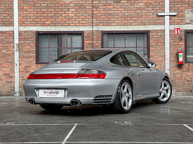 Porsche 911 carrera 4s 996 (handgeschakeld) 320pk 2004 youngtimer - afbeelding 9 van  36
