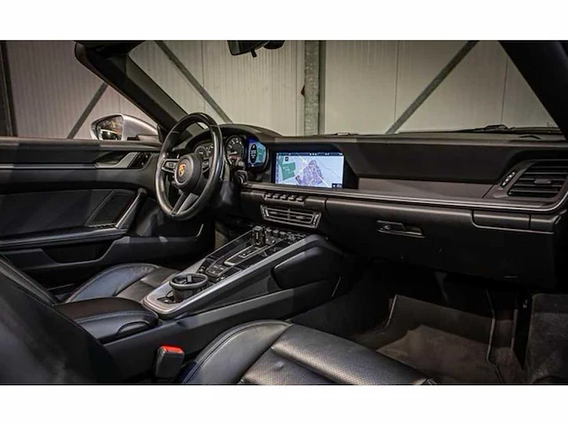 Porsche 911 carrera cabrio 992.1 2021 automaat, 8072 - afbeelding 30 van  44