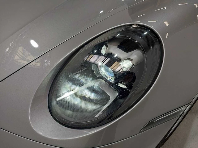 Porsche 911 carrera cabrio 992.1 2021 automaat, 8072 - afbeelding 34 van  44