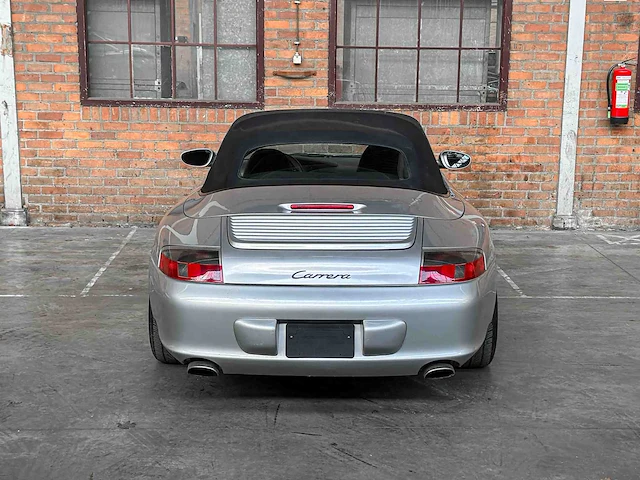 Porsche 911 carrera cabriolet 3.6 996 320pk 2003 youngtimer - afbeelding 14 van  40