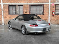Porsche 911 carrera cabriolet 3.6 996 320pk 2003 youngtimer - afbeelding 16 van  40