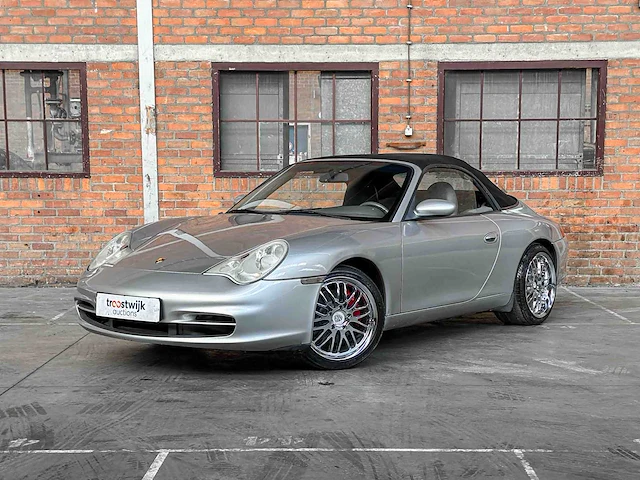 Porsche 911 carrera cabriolet 3.6 996 320pk 2003 youngtimer - afbeelding 2 van  40