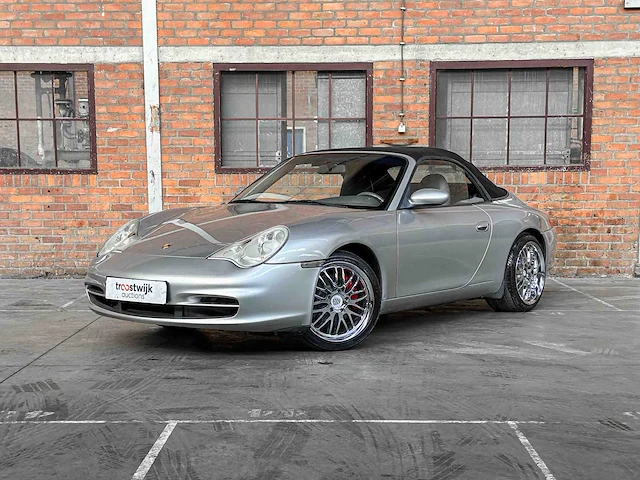 Porsche 911 carrera cabriolet 3.6 996 320pk 2003 youngtimer - afbeelding 3 van  40