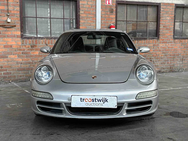 Porsche 911 carrera coupe 3.6 997 325pk 2004 youngtimer - afbeelding 6 van  32