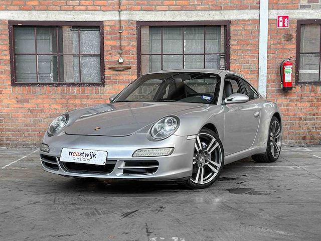 Porsche 911 carrera coupe 3.6 997 325pk 2004 youngtimer - afbeelding 1 van  59