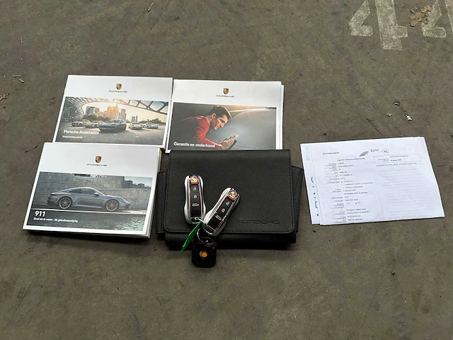 Porsche 911 carrera s 992 3.0 450pk 2020 (origineel-nl), nl-kenteken - afbeelding 60 van  65