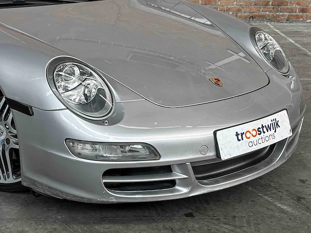Porsche 911 carrera s cabriolet 3.8 997 (manual) 355pk 2006 youngtimer - afbeelding 10 van  39