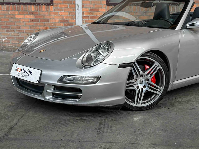 Porsche 911 carrera s cabriolet 3.8 997 (manual) 355pk 2006 youngtimer - afbeelding 5 van  39