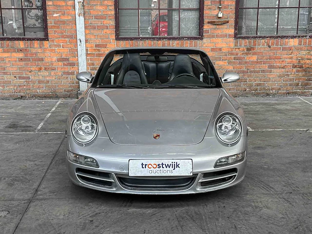 Porsche 911 carrera s cabriolet 3.8 997 (manual) 355pk 2006 youngtimer - afbeelding 7 van  39