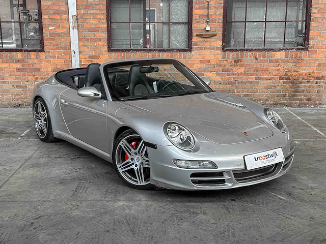 Porsche 911 carrera s cabriolet 3.8 997 (manual) 355pk 2006 youngtimer - afbeelding 9 van  39