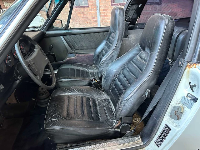 Porsche 911 targa 2.7 6-cilinder 1976 - afbeelding 26 van  34