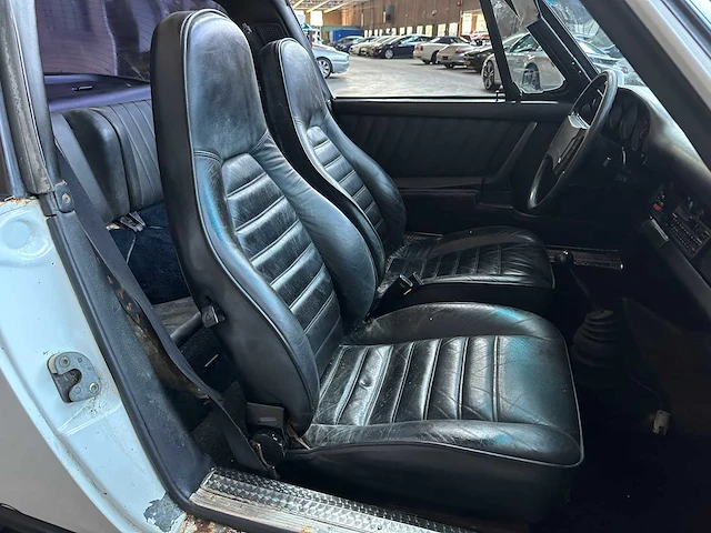 Porsche 911 targa 2.7 6-cilinder 1976 - afbeelding 31 van  34