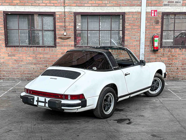 Porsche 911 targa 2.7 6-cilinder 1976 - afbeelding 7 van  34