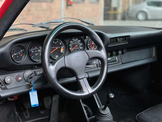 Porsche 911 targa 3.2 carrera 207pk 1985 - afbeelding 18 van  43