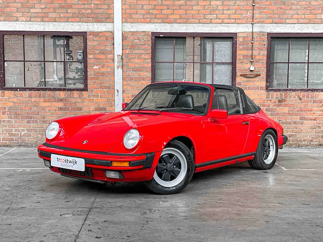 Porsche 911 targa 3.2 carrera 207pk 1985 - afbeelding 1 van  43