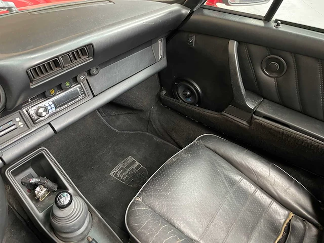 Porsche 911 targa 3.2 carrera 207pk 1985 - afbeelding 21 van  43
