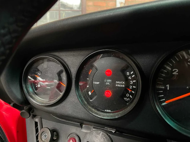 Porsche 911 targa 3.2 carrera 207pk 1985 - afbeelding 25 van  43