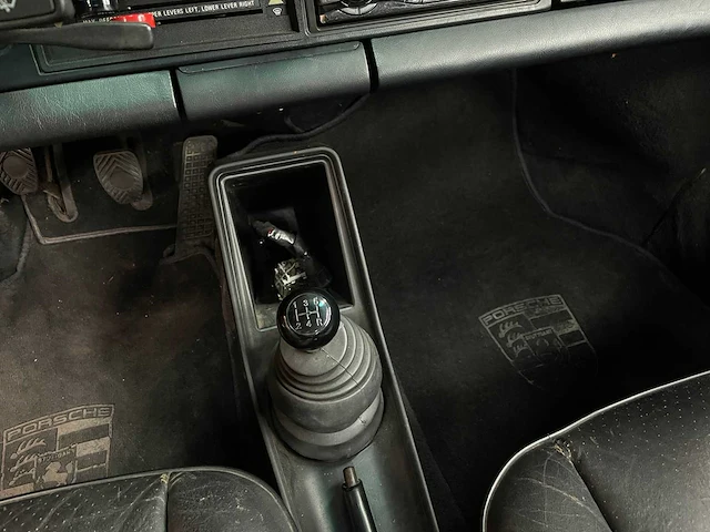 Porsche 911 targa 3.2 carrera 207pk 1985 - afbeelding 28 van  43